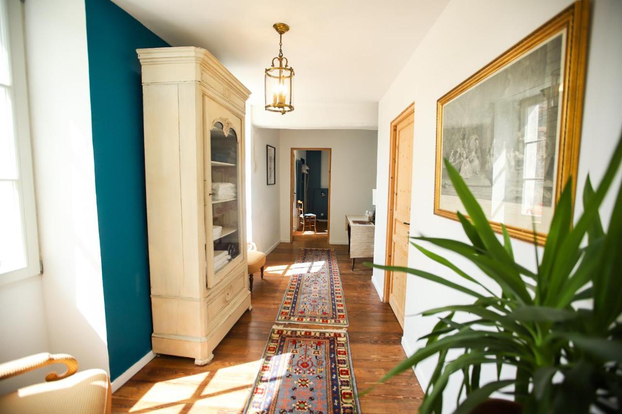 ホテル La Basse Cour Tanlay エクステリア 写真