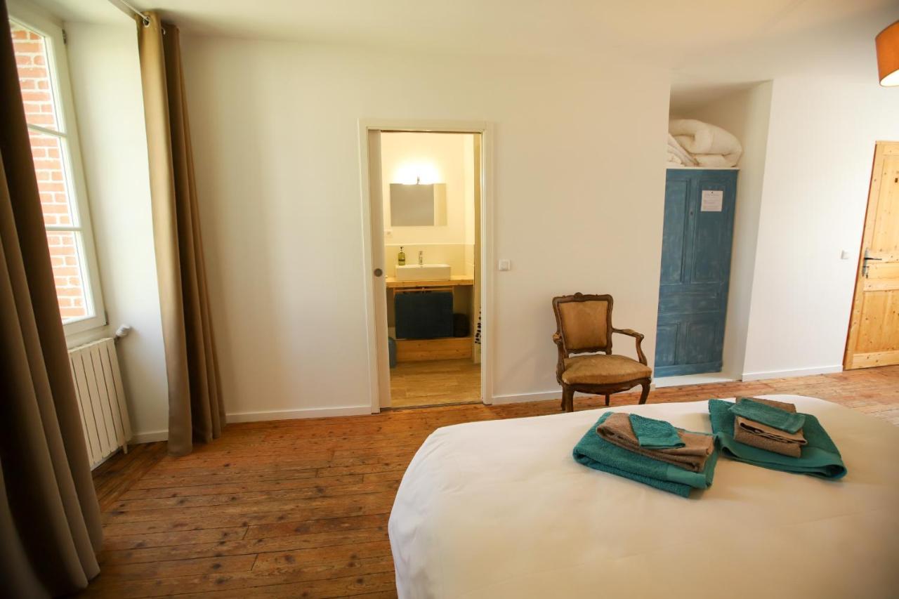 ホテル La Basse Cour Tanlay エクステリア 写真