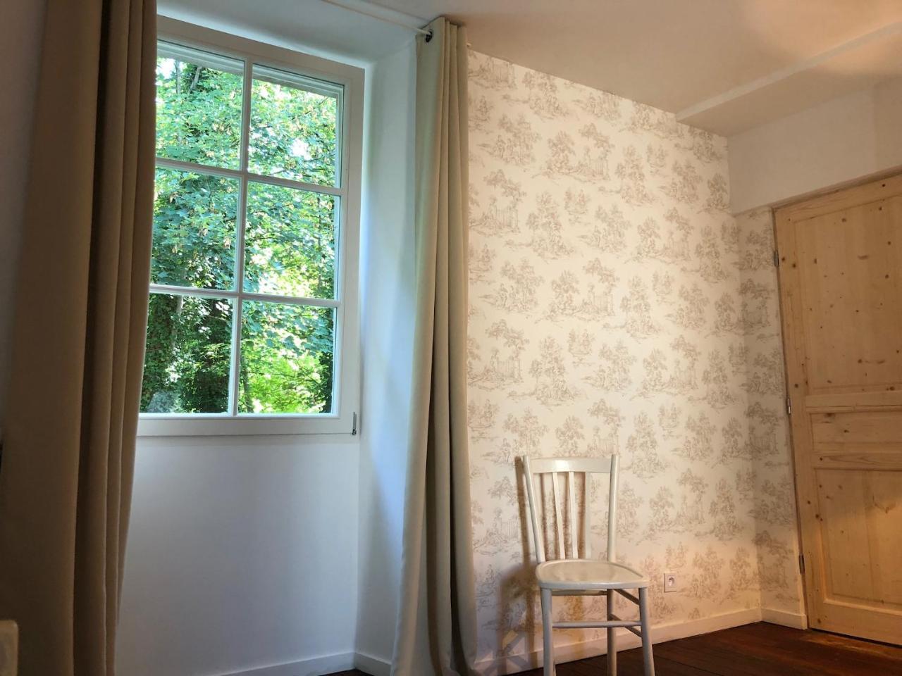 ホテル La Basse Cour Tanlay エクステリア 写真